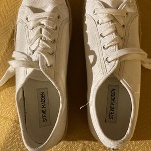 Steve Madden low platform canvas shoes.